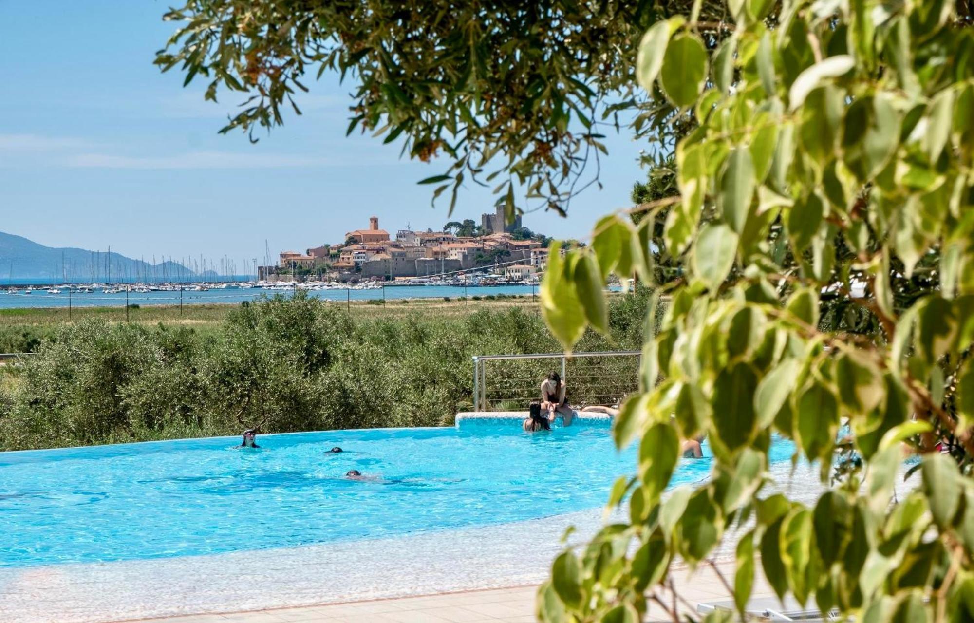 Isa - Residence With Pool And Private Beach In Talamone Just 500 Mt From The Beach 외부 사진